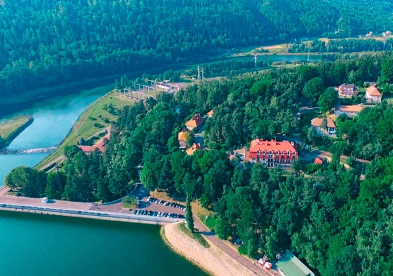 Osrodek Szkoleniowo Wypoczynkowy Roznow Hotel Екстериор снимка